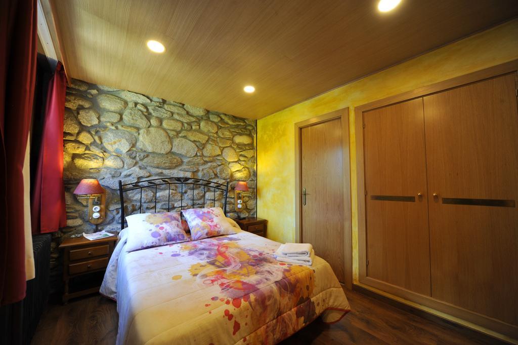 Hostal Vall D'Aneu By Arcas & Sambola 에스테리 다네우 외부 사진