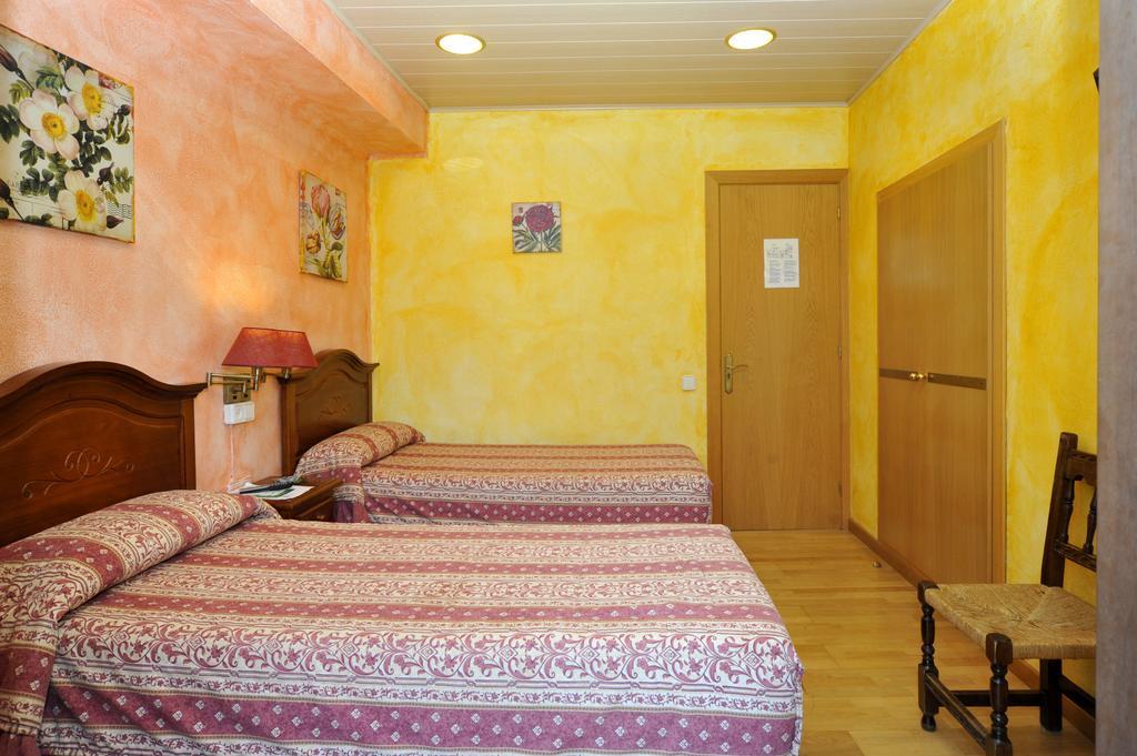 Hostal Vall D'Aneu By Arcas & Sambola 에스테리 다네우 외부 사진