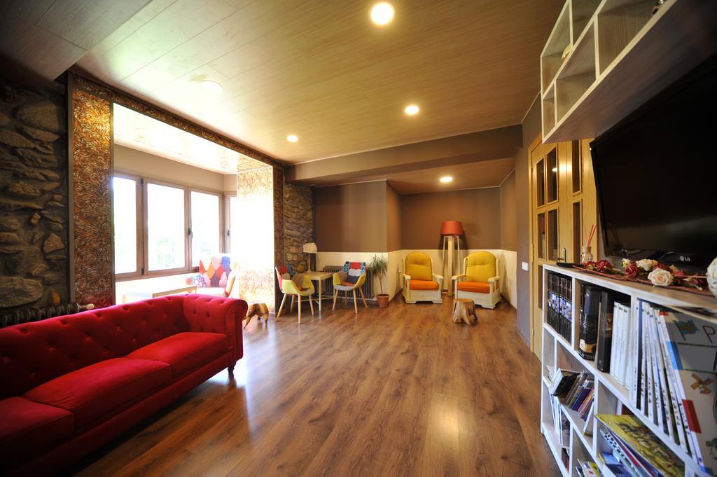 Hostal Vall D'Aneu By Arcas & Sambola 에스테리 다네우 외부 사진