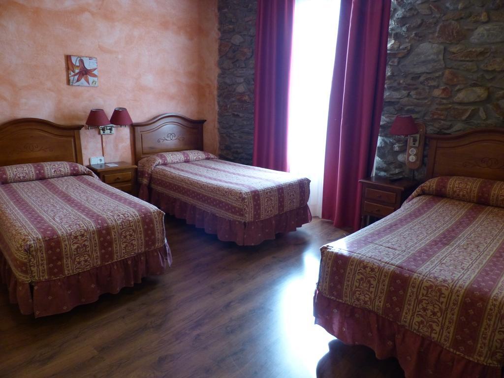 Hostal Vall D'Aneu By Arcas & Sambola 에스테리 다네우 외부 사진