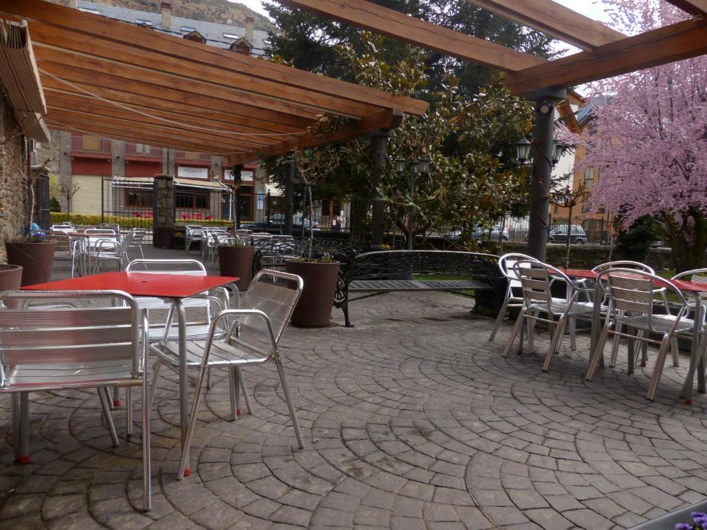 Hostal Vall D'Aneu By Arcas & Sambola 에스테리 다네우 외부 사진