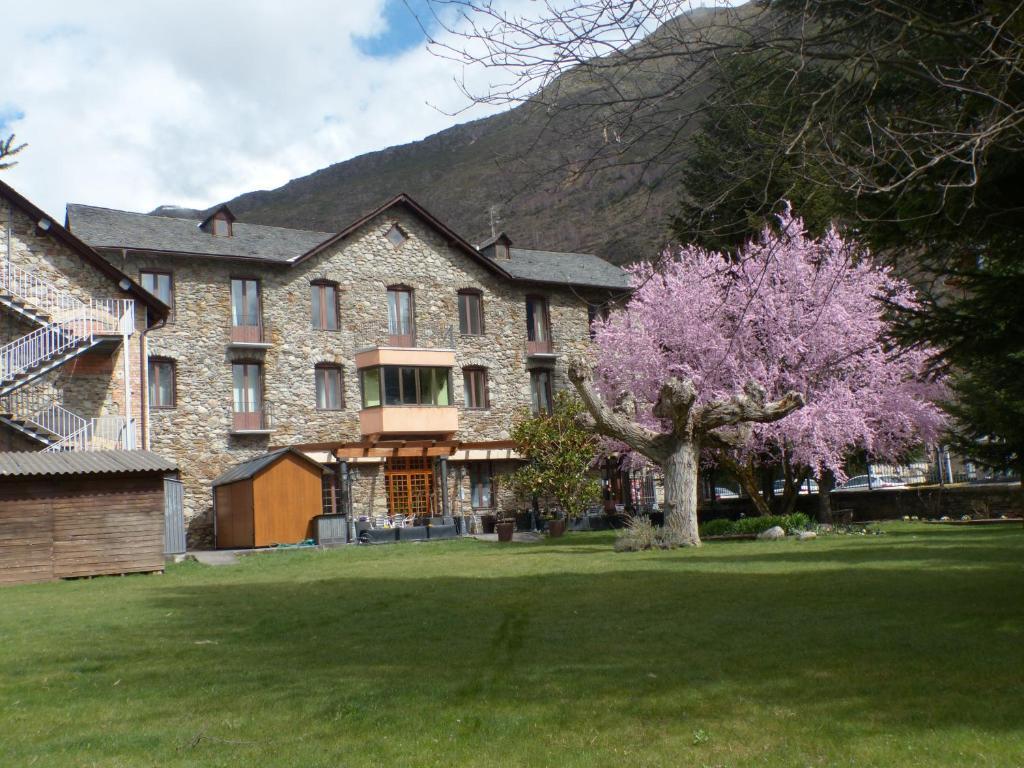 Hostal Vall D'Aneu By Arcas & Sambola 에스테리 다네우 외부 사진