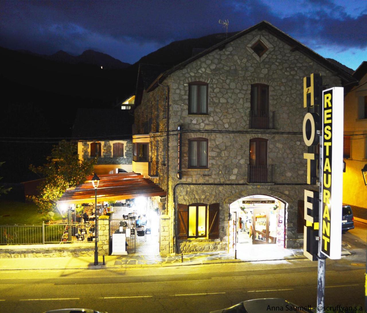 Hostal Vall D'Aneu By Arcas & Sambola 에스테리 다네우 외부 사진