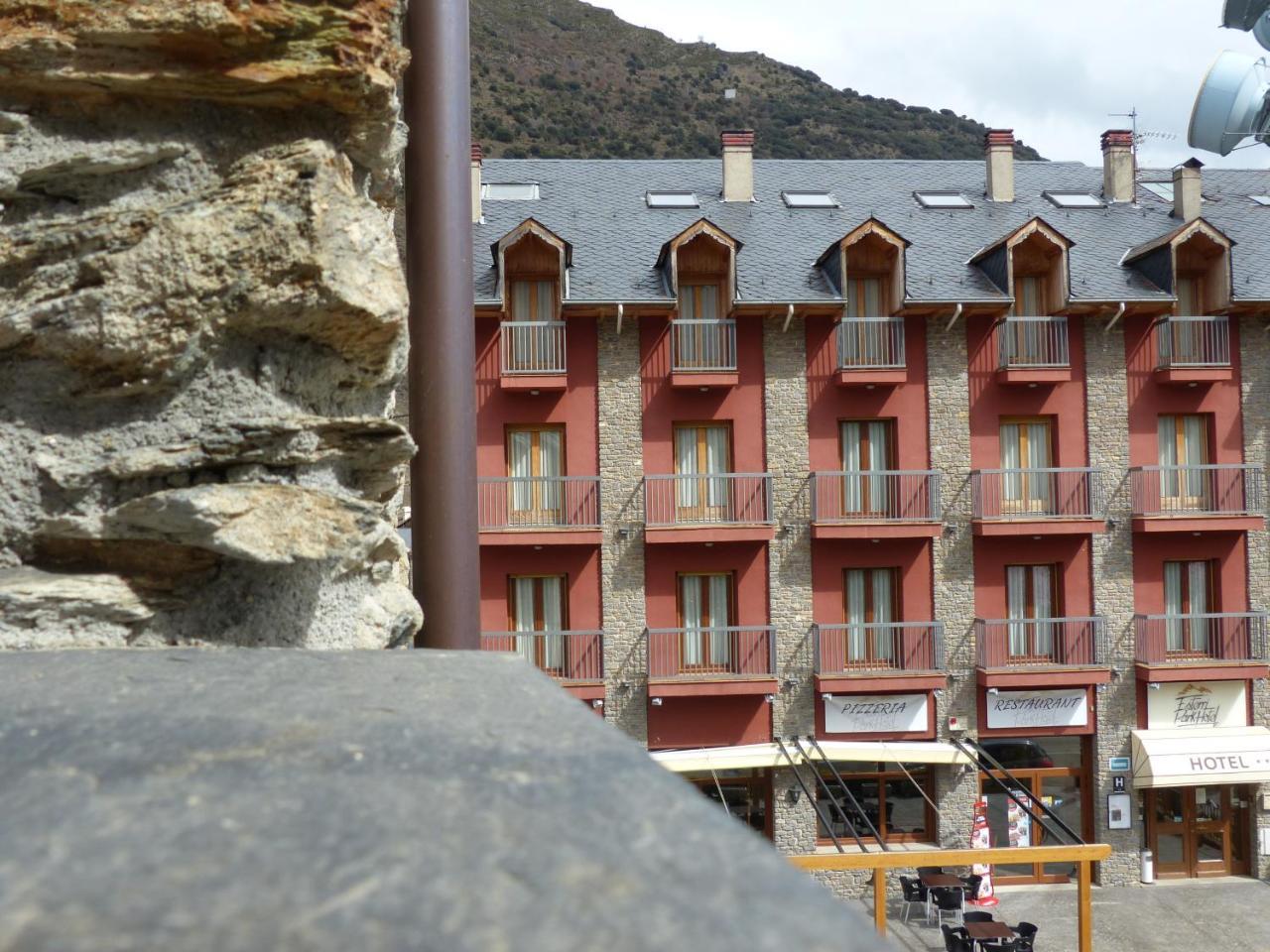 Hostal Vall D'Aneu By Arcas & Sambola 에스테리 다네우 외부 사진